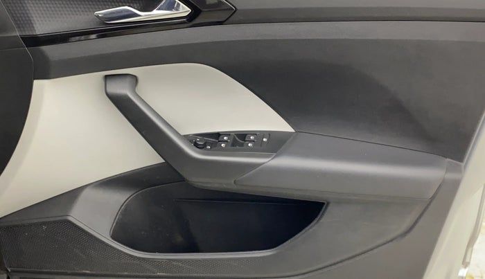 2021 Skoda KUSHAQ STYLE 1.5L TSI DSG, Petrol, Automatic, 25,627 km, Driver Side Door Panels Control