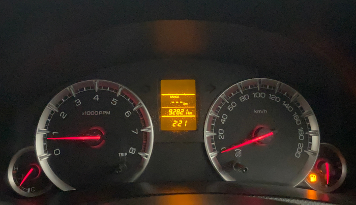 2014 Maruti Swift VXI, Petrol, Manual, 92,804 km, Odometer Image