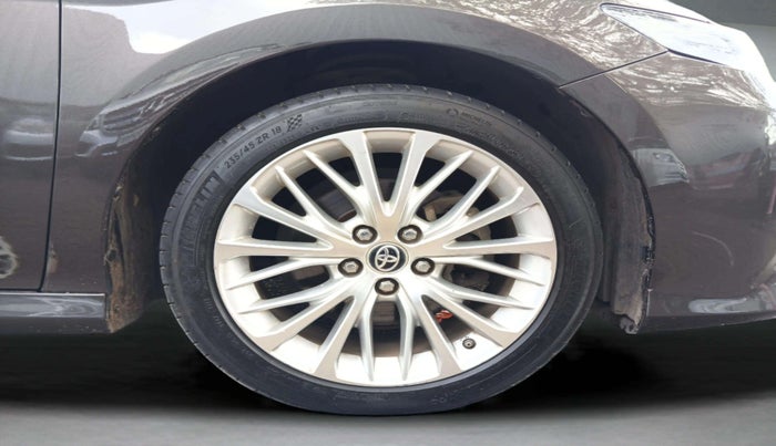 2020 Toyota Camry HYBRID, Hybrid, Automatic, 50,994 km, Right Front Wheel