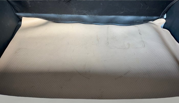 2021 Nissan MAGNITE XL, Petrol, Manual, 9,933 km, Boot Inside