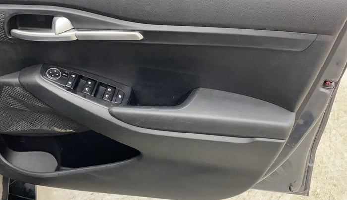 2020 KIA SELTOS HTK 1.5 PETROL, Petrol, Manual, 53,892 km, Driver Side Door Panels Control