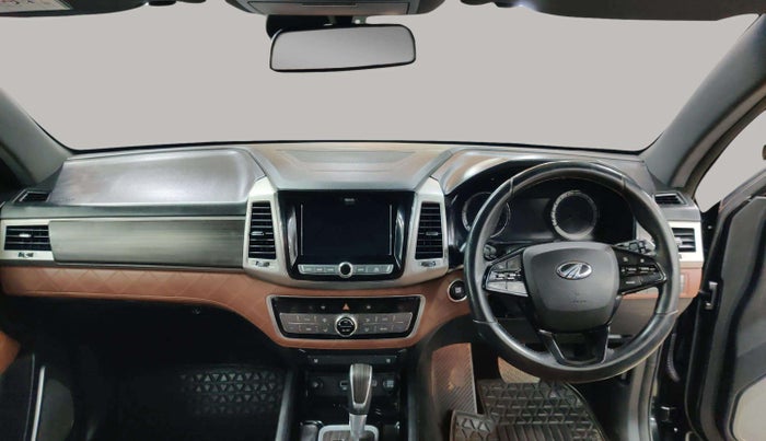 2020 Mahindra ALTURAS G4 4WD AT, Diesel, Automatic, 93,981 km, Dashboard