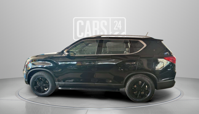 2020 Mahindra ALTURAS G4 4WD AT, Diesel, Automatic, 93,981 km, Left Side