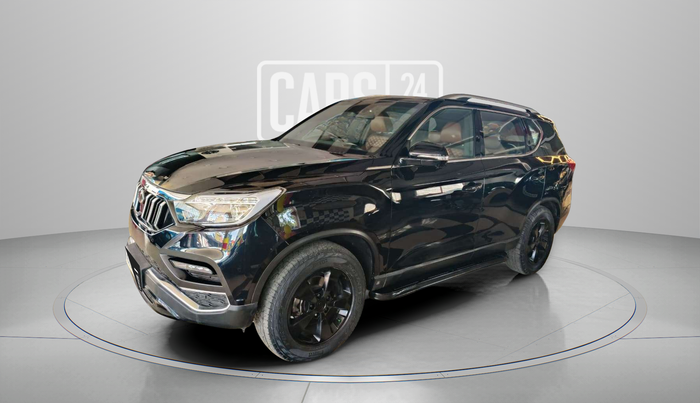 2020 Mahindra ALTURAS G4 4WD AT, Diesel, Automatic, 93,981 km, Left Front Diagonal