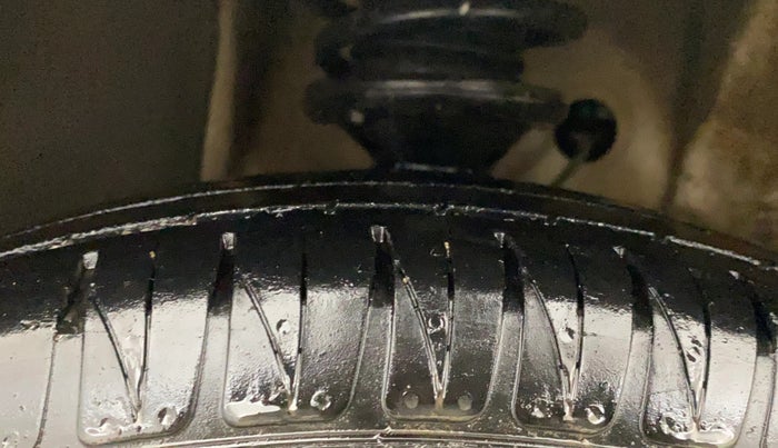 2018 Maruti IGNIS ZETA 1.2 AMT, Petrol, Automatic, 74,311 km, Left Front Tyre Tread