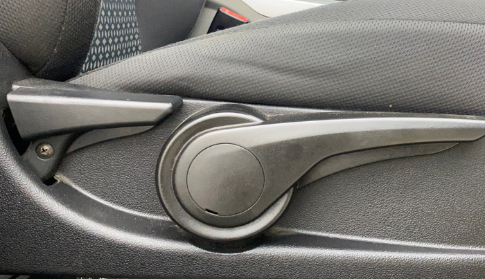 2018 Tata NEXON XZA PLUS PETROL, Petrol, Automatic, 39,739 km, Driver Side Adjustment Panel