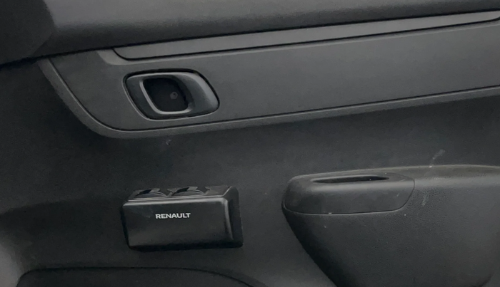 2018 Renault Kwid RXL, Petrol, Manual, 19,756 km, Driver Side Door Panels Control