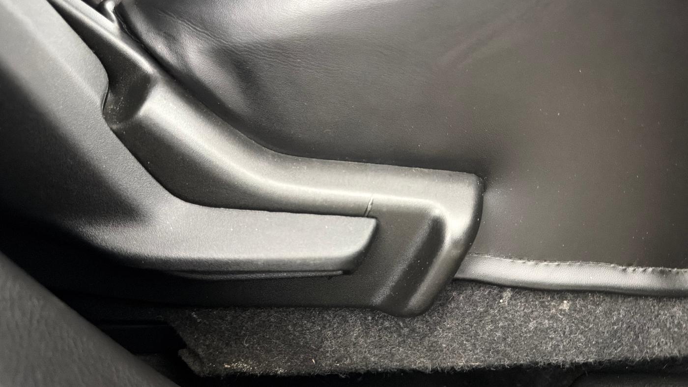 2025 Maruti FRONX DELTA PLUS 1.2L AGS, Petrol, Automatic, 23,439 km, Driver Side Adjustment Panel