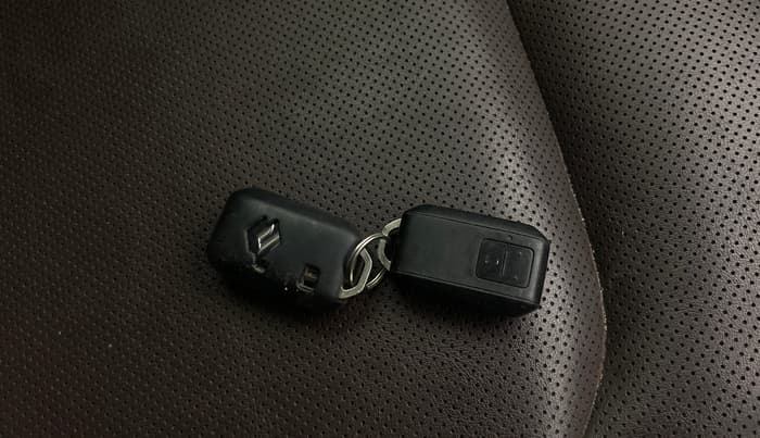 2023 Maruti Grand Vitara ALPHA SMART HYBRID AT, Petrol, Automatic, 63,790 km, Key Close Up