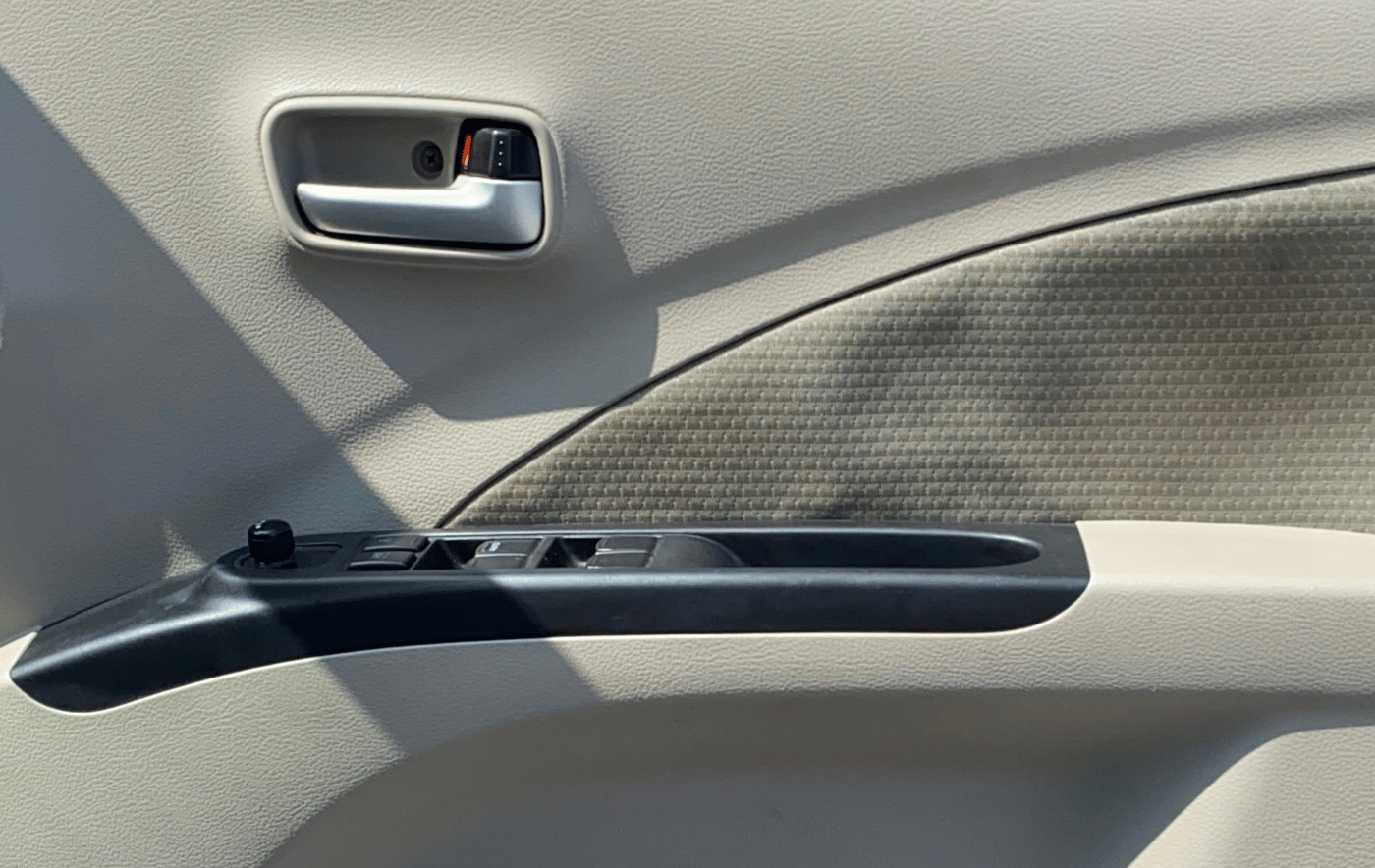 2018 Maruti Celerio ZXI AMT, Petrol, Automatic, 45,577 km, Driver Side Door Panels Control