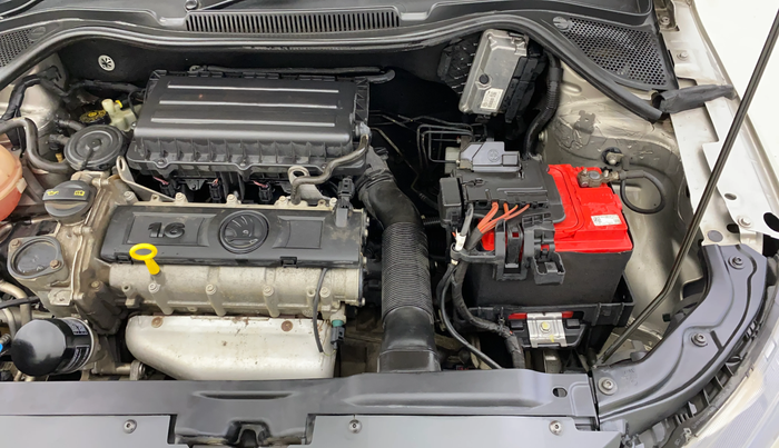 2017 Skoda Rapid AMBITION 1.6 MPI MT, Petrol, Manual, 84,228 km, Engine View - Left