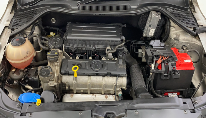 2017 Skoda Rapid AMBITION 1.6 MPI MT, Petrol, Manual, 84,228 km, Engine View