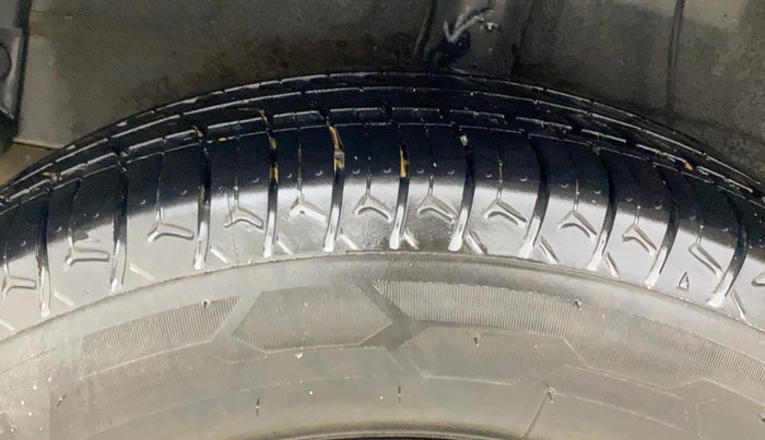 2020 Hyundai GRAND I10 NIOS SPORTZ 1.2 KAPPA VTVT, Petrol, Manual, 42,812 km, Right Rear Tyre Tread