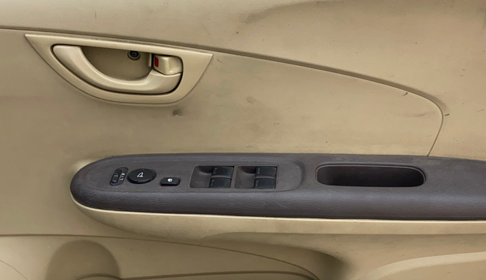 2013 Honda Amaze 1.2L I-VTEC S, Petrol, Manual, 80,356 km, Driver Side Door Panels Control