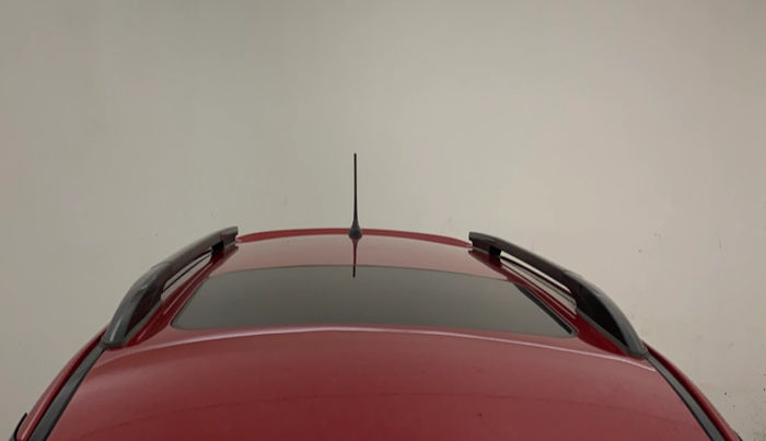 2021 Mahindra XUV300 W8 (O) 1.5 DIESEL AMT, Diesel, Automatic, 75,875 km, Moonroof/ Sunroof