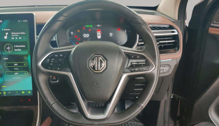 2023 MG HECTOR PLUS SAVVY PRO 1.5 TURBO CVT 7 STR, Petrol, Automatic, 61,434 km, Steering Wheel Close Up