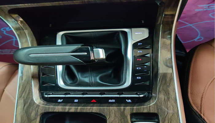 2023 MG HECTOR PLUS SAVVY PRO 1.5 TURBO CVT 7 STR, Petrol, Automatic, 61,434 km, Gear Lever