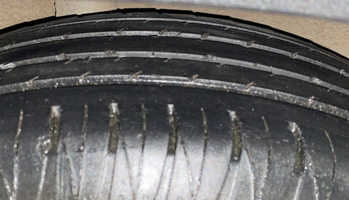 2021 KIA SONET HTX PLUS 1.0 IMT, Petrol, Manual, 62,859 km, Right Rear Tyre Tread