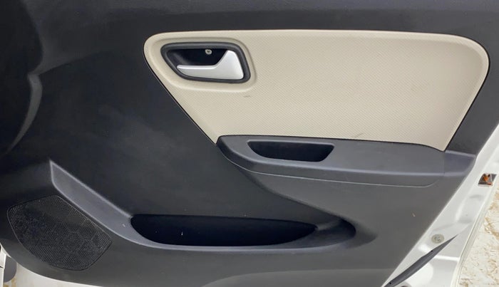 2022 Maruti Alto VXI, Petrol, Manual, 31,887 km, Driver Side Door Panels Control