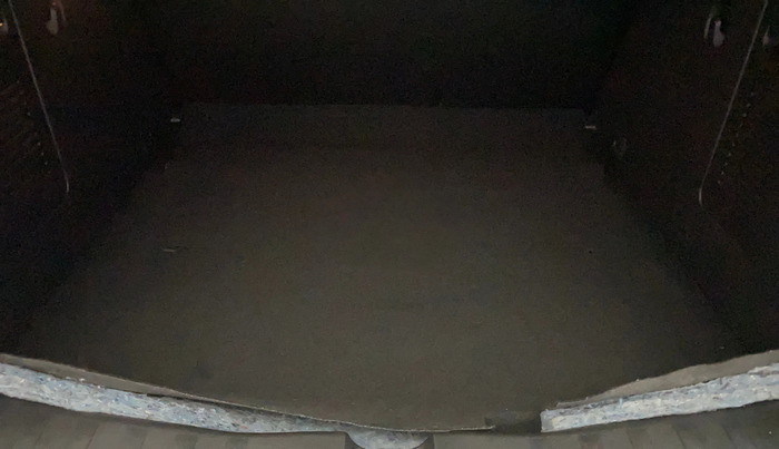 2021 Nissan Kicks XV 1.5, Petrol, Manual, 18,531 km, Boot Inside