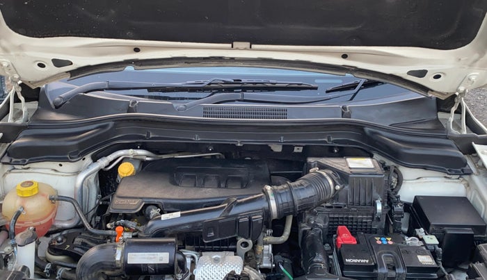 2023 Mahindra XUV300 W8 (O) 1.2 PETROL, Petrol, Manual, 30,905 km, Engine View