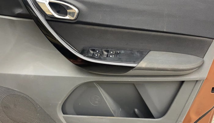 2017 Tata TIGOR XZ (O) PETROL, Petrol, Manual, 94,054 km, Driver Side Door Panels Control