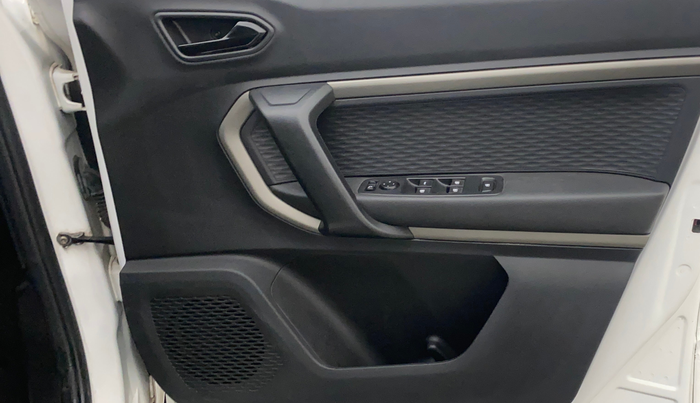 2021 Renault Kiger RXT TURBO CVT, Petrol, Automatic, 25,660 km, Driver Side Door Panels Control