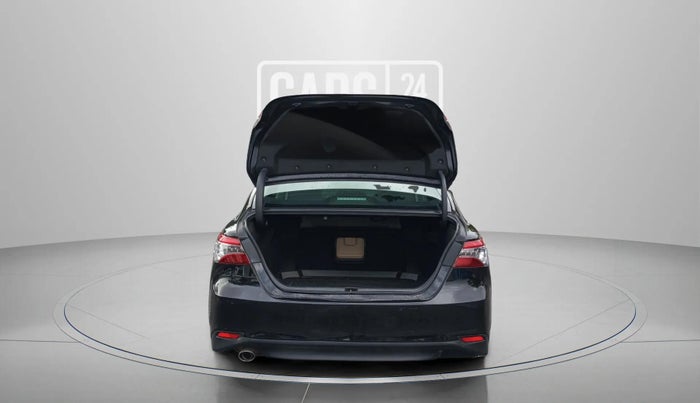 2020 Toyota Camry HYBRID, Hybrid, Automatic, 67,525 km, Boot Door Open