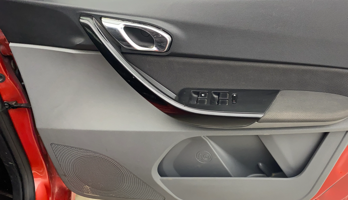 2018 Tata TIGOR XZ PETROL, Petrol, Manual, 95,399 km, Driver Side Door Panels Control