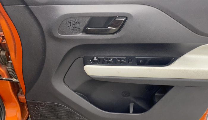 2021 Tata PUNCH ACCOMPLISHED MT, Petrol, Manual, 38,617 km, Driver Side Door Panels Control