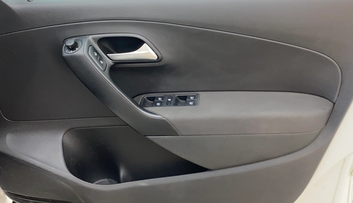 2017 Volkswagen Polo ALLSTAR 1.2, Petrol, Manual, 69,437 km, Driver Side Door Panels Control