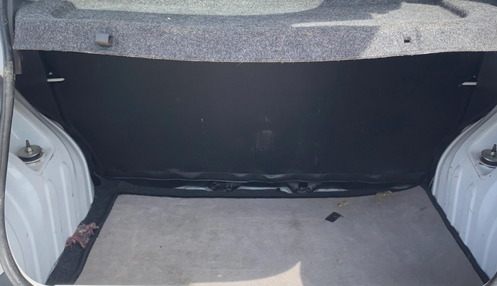 2019 Renault Kwid RXT 1.0 (O), Petrol, Manual, 45,321 km, Boot Inside