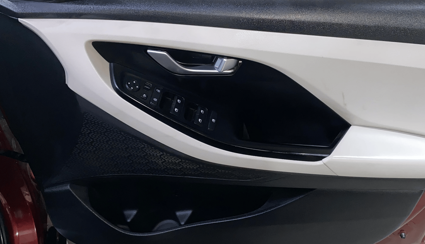 2020 Hyundai Creta SX 1.5 PETROL, Petrol, Manual, 42,214 km, Driver Side Door Panels Control