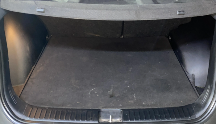 2020 Hyundai Creta SX 1.5 PETROL, Petrol, Manual, 42,214 km, Boot Inside