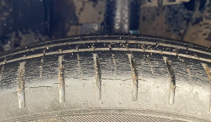 2019 Maruti Baleno ZETA PETROL 1.2, Petrol, Manual, 25,846 km, Left Front Tyre Tread