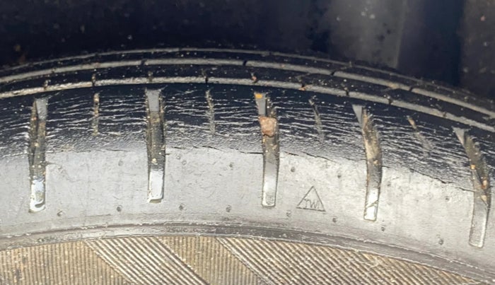 2019 Maruti Baleno ZETA PETROL 1.2, Petrol, Manual, 25,846 km, Left Rear Tyre Tread