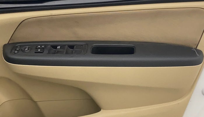 2019 Honda Amaze 1.2L I-VTEC S, Petrol, Manual, 27,343 km, Driver Side Door Panels Control