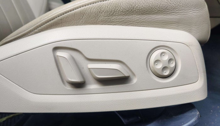 2018 Audi A4 3.5 TDI S LINE, Diesel, Automatic, 31,034 km, Driver Side Adjustment Panel