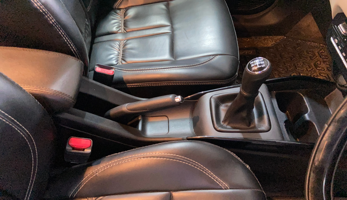 2024 Toyota Glanza V, Petrol, Manual, 9,438 km, Gear Lever