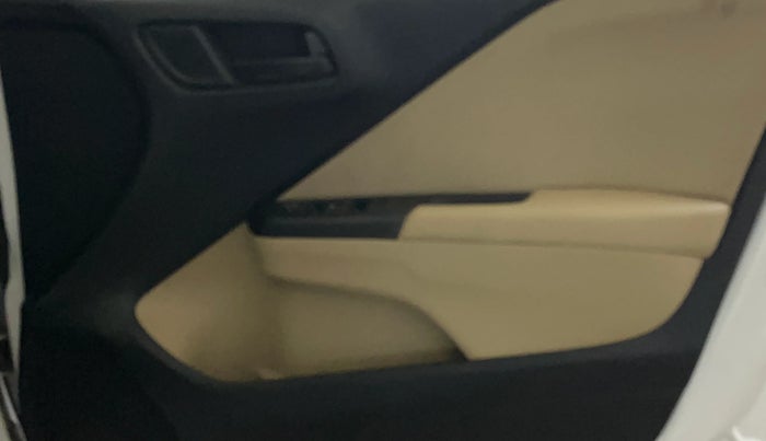 2019 Honda City 1.5L I-VTEC SV, Petrol, Manual, 38,156 km, Driver Side Door Panels Control