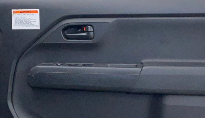 2021 Maruti New Wagon-R LXI CNG 1.0, CNG, Manual, 90,469 km, Driver Side Door Panels Control