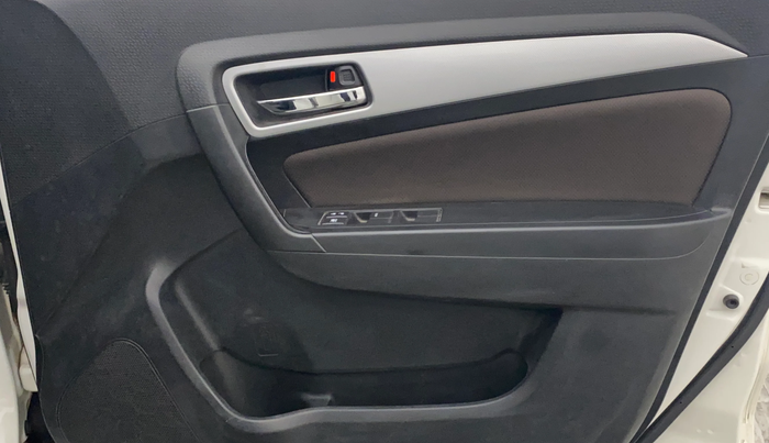 2022 Toyota URBAN CRUISER HIGH GRADE MT, Petrol, Manual, 13,775 km, Driver Side Door Panels Control