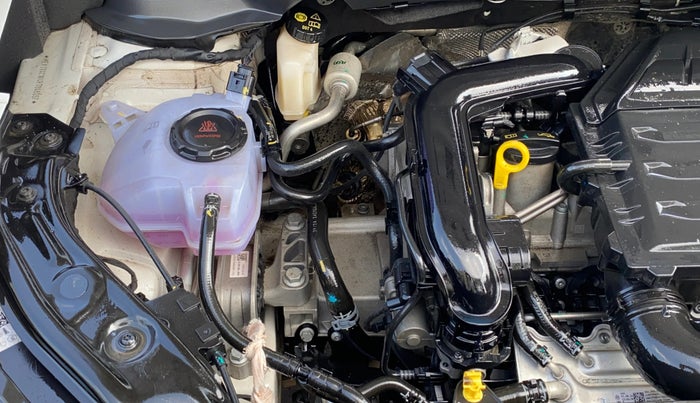 2024 Volkswagen TAIGUN GT Line 1.0L TSI MT, Petrol, Manual, 17,691 km, Engine View - Right