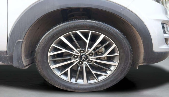 2020 Hyundai Tucson GLS 2WD AT PETROL, Petrol, Automatic, 27,848 km, Right Front Wheel