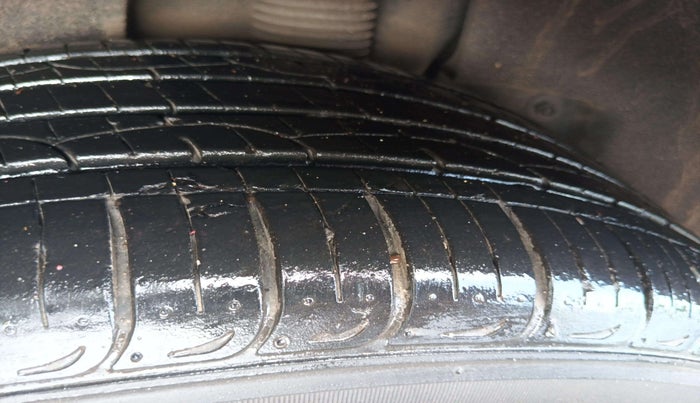 2020 Hyundai Tucson GLS 2WD AT PETROL, Petrol, Automatic, 27,848 km, Left Rear Tyre Tread