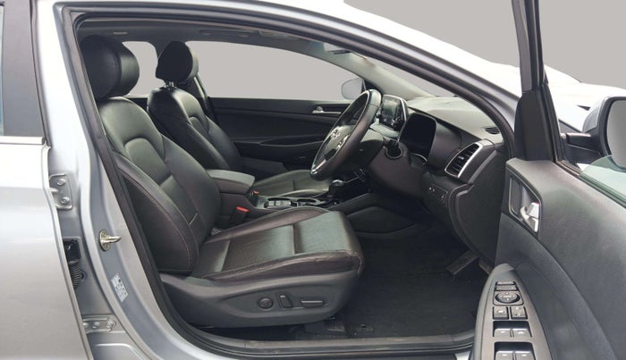 2020 Hyundai Tucson GLS 2WD AT PETROL, Petrol, Automatic, 27,848 km, Right Side Front Door Cabin