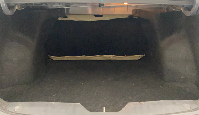 2018 Maruti Ciaz ZETA 1.4  AT PETROL, Petrol, Automatic, 65,357 km, Boot Inside