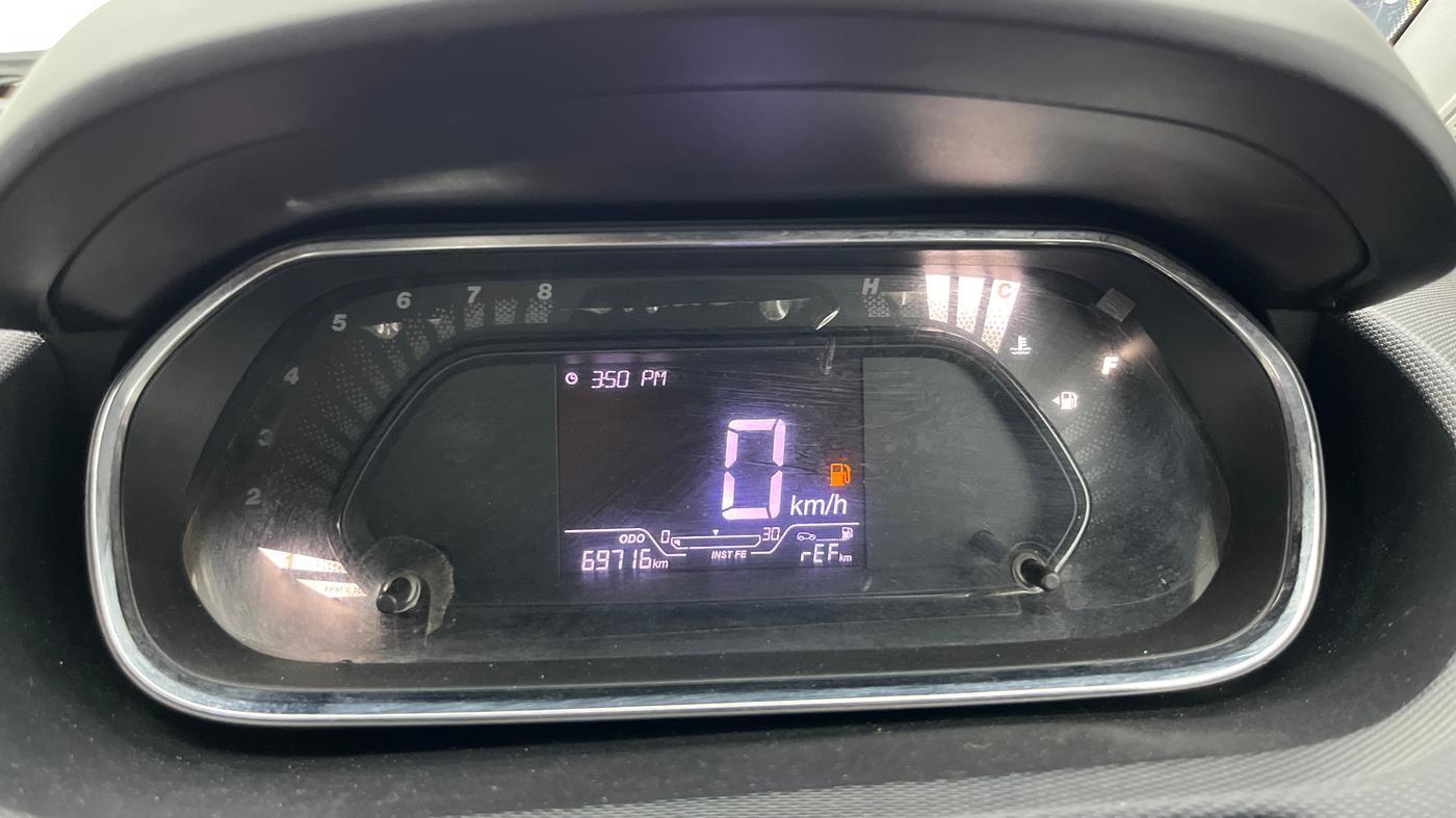 2020 Tata Tiago XT PETROL, Petrol, Manual, 69,712 km, Odometer Image