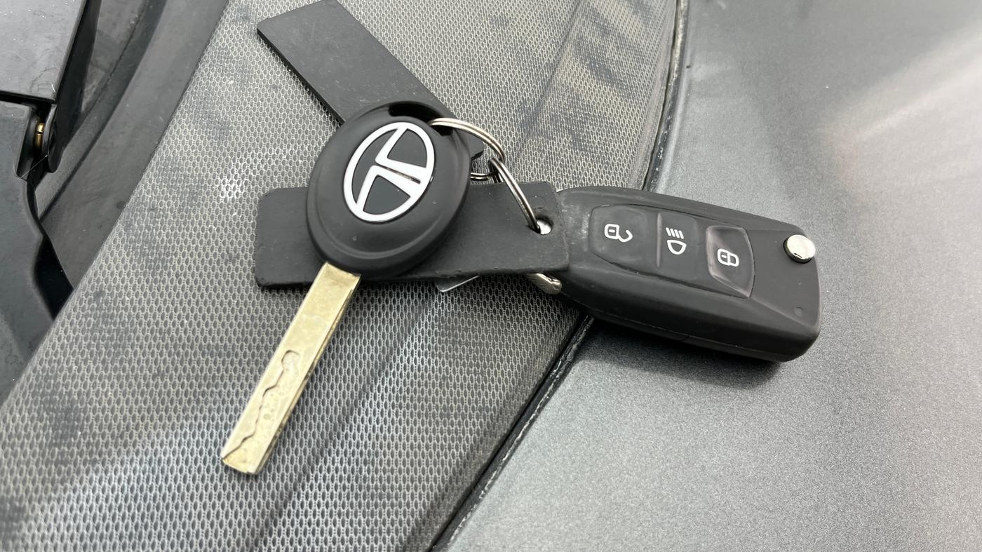 2020 Tata Tiago XT PETROL, Petrol, Manual, 69,712 km, Key Close Up