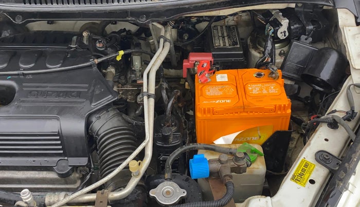 2014 Maruti Wagon R 1.0 LXI, CNG, Manual, 77,007 km, Engine View - Left